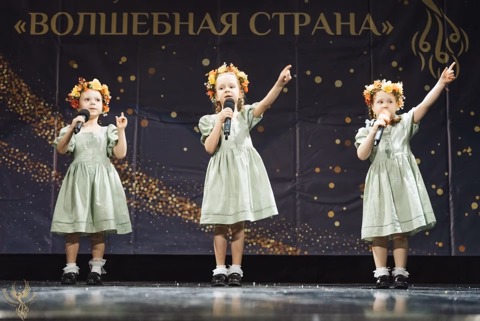 Вокальное выступление детей